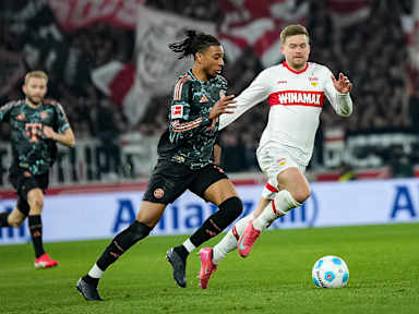Szene aus dem Spiel zwischen dem VfB Stuttgart und FC Bayern