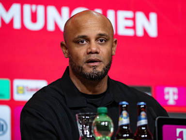 Vincent Kompany auf der Pressekonferenz nach dem Bundesliga-Spiel des FC Bayern gegen den VfL Bochum
