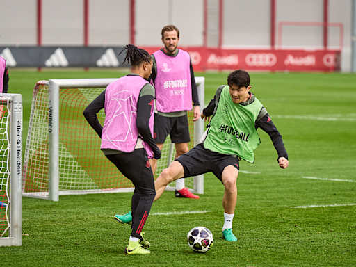 Minjae Kim Michael Olise Bayern training