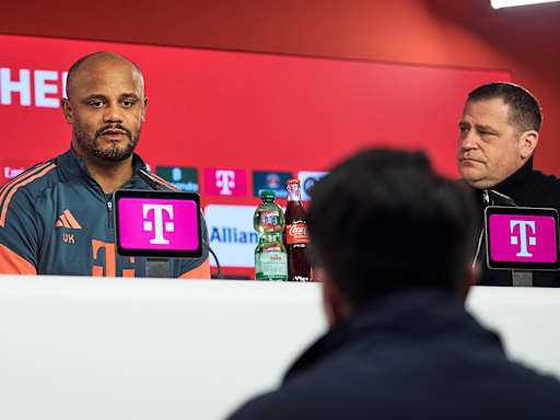 Coach Vincent Kompany and board member for sport Max Eberl on the podium of FC Bayern's press conference ahead of the match at Leverkusen