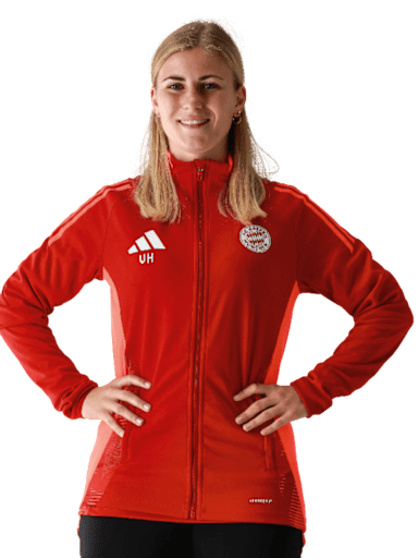 Victoria Humplmaier, FC Bayern Global Academy athletics coach.