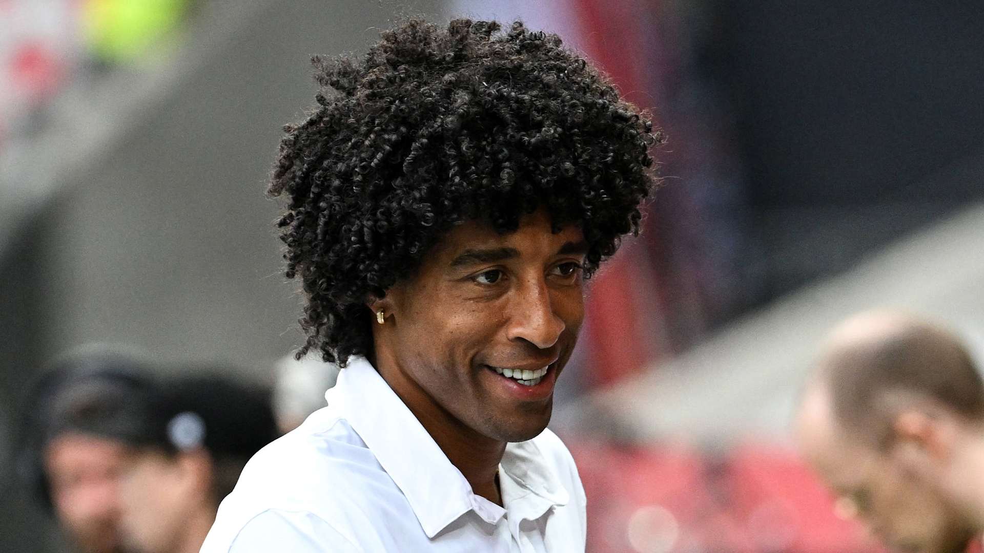 Dante to take charge of Bayern reserves