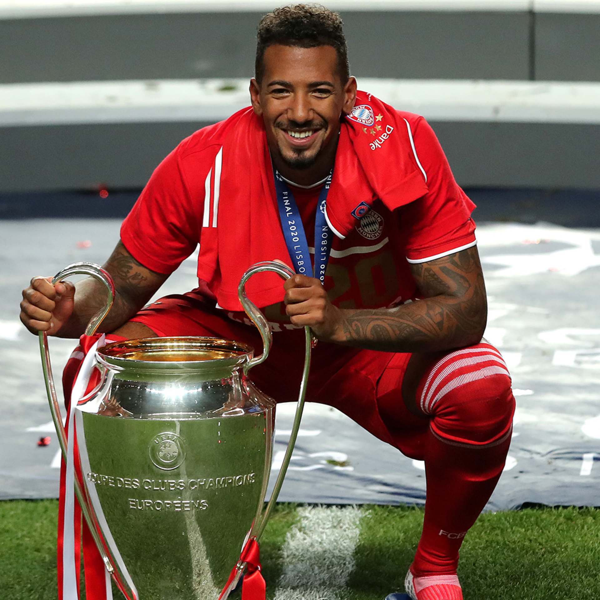 Gra Mathair Jerome Boatengs Máthair Every Robert Lewandowski Goal In The