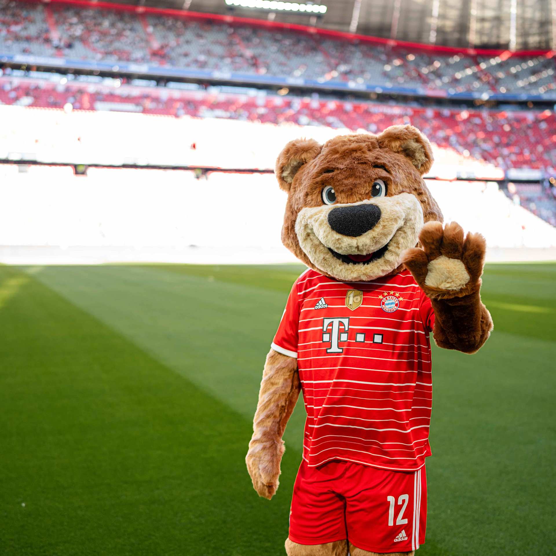 220814-berni-fcbayern-mel.jpg