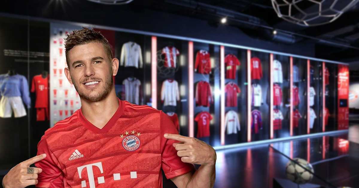 Lucas Hernández at the museum
