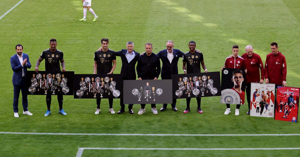 FC Bayern say goodbye to club legends
