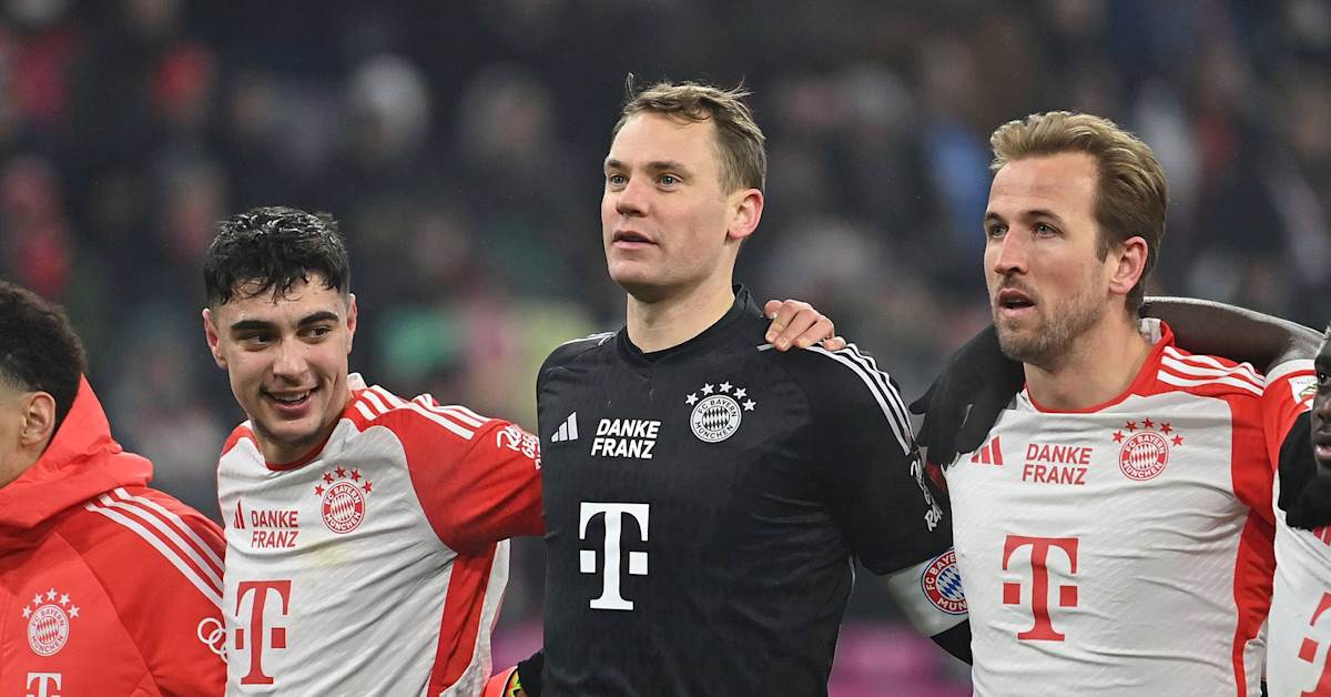 Neuer shines with great saves in milestone match