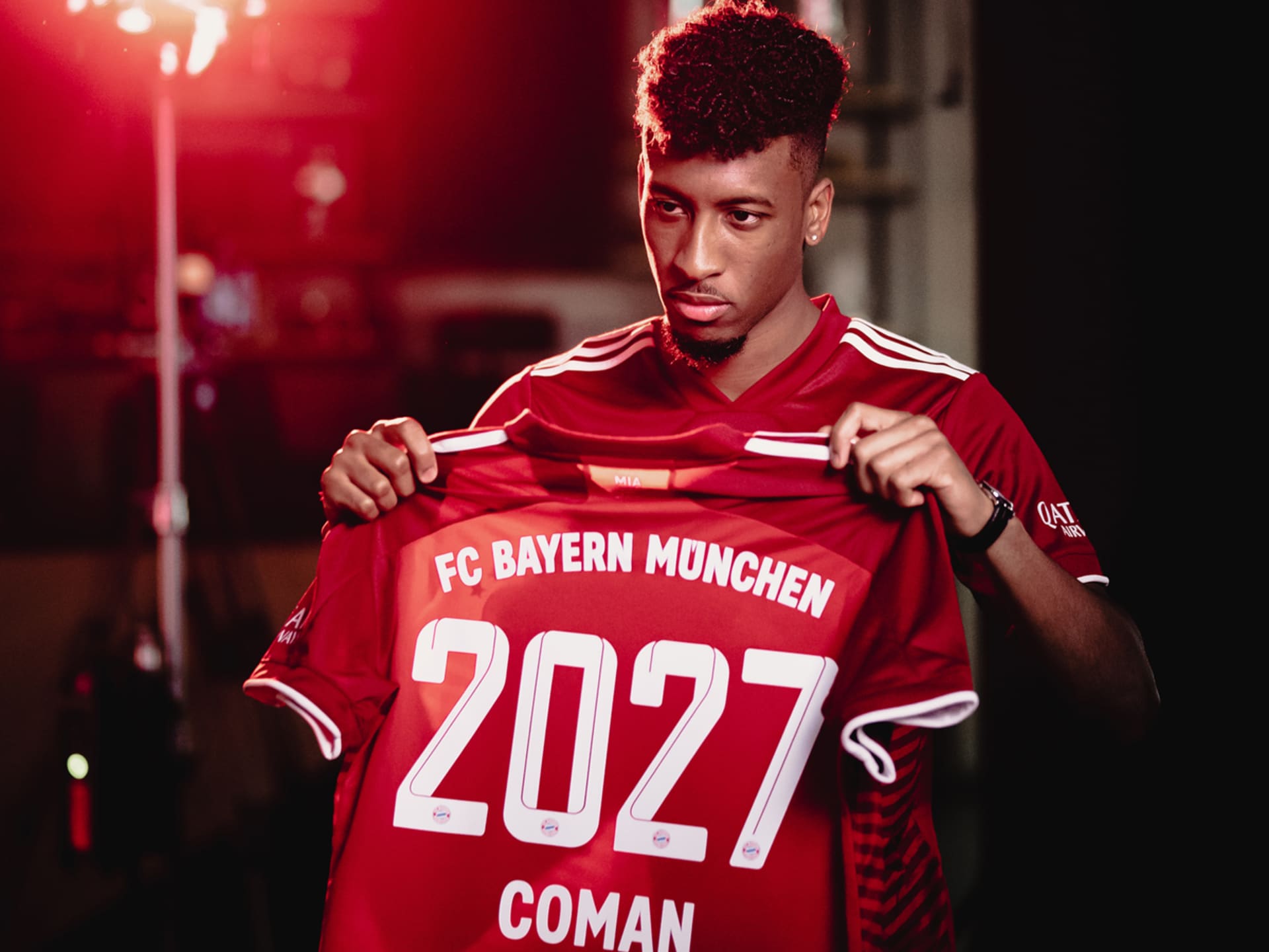 バイエルン コマン　BAYERN MUNCHEN Coman バイエルンFWコマン、自身のゴールに「少し運が良かった」…先勝
