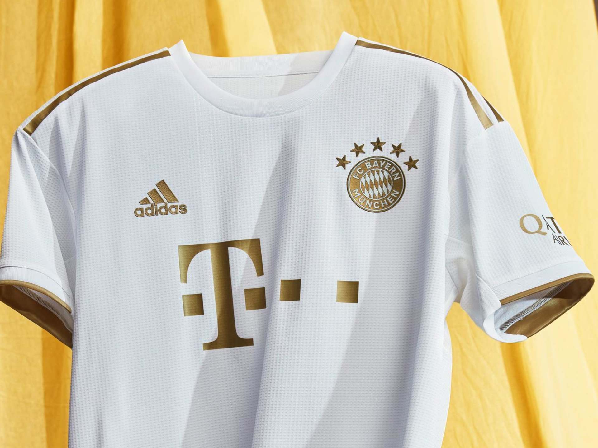 Bayern munich gold jersey clearance