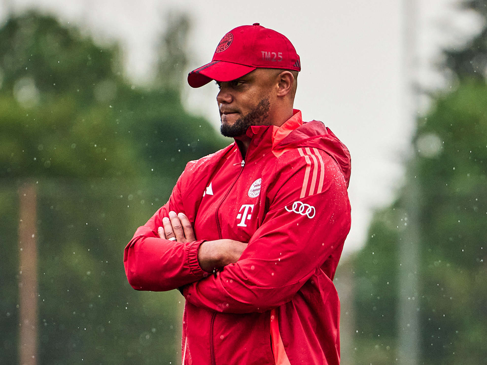 Interview with Vincent Kompany: 'We need 100 percent focus for success'