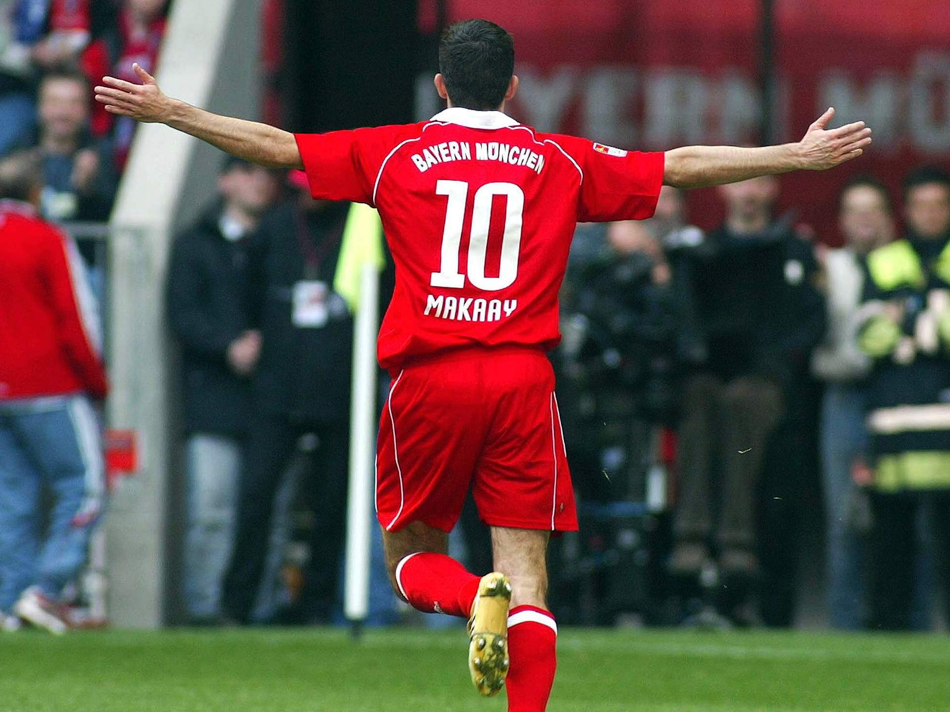 These FC Bayern players have worn the number 10