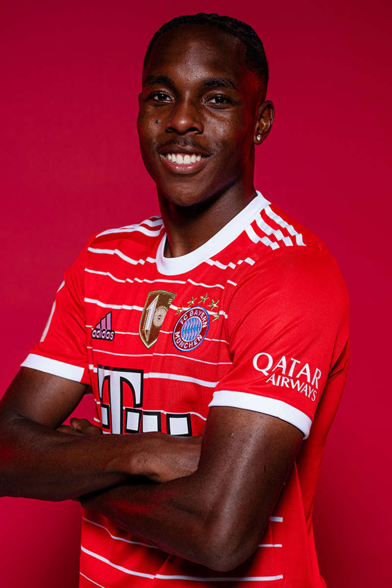 adidas FC Bayern Munchen ユニフォーム 39 TEL 02-mathys-tel-fc-bayern-250722.jpg