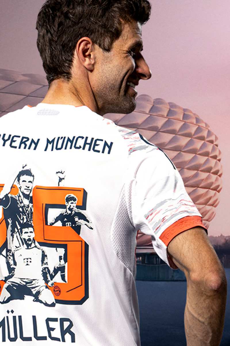 New Bayern away jersey: Rush on special Thomas Müller printing