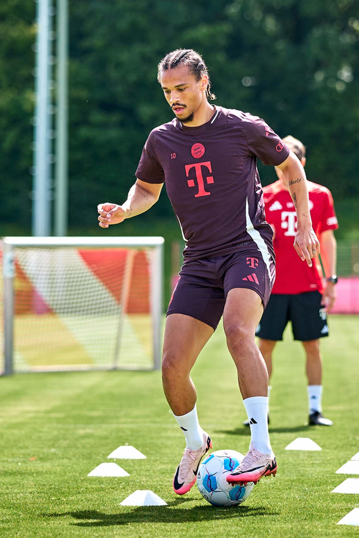 Leroy Sane training with the ball again I FC Bayern