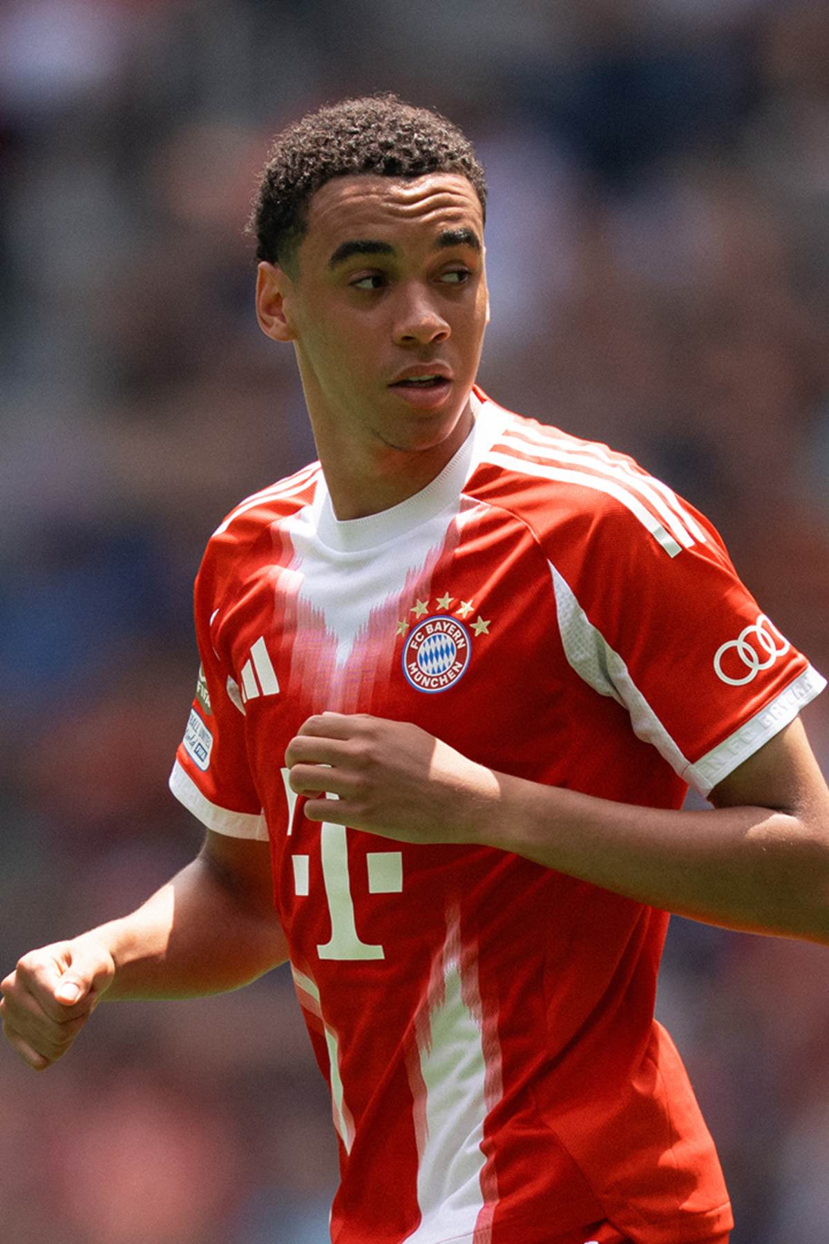 Jamal Musiala sidelined for long period | FC Bayern