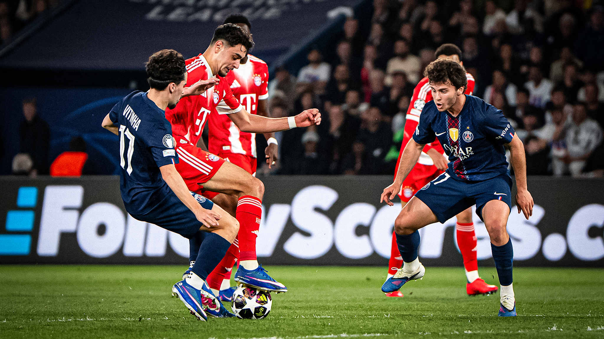 Prediksi Bayern Munchen vs PSG di leg kedua semifinal Liga Champions 2025/26