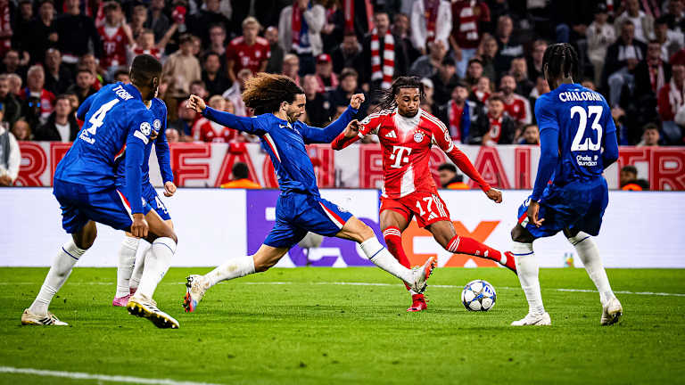 Micheal Olise vs Cucurella - Bayern vs Chelsea