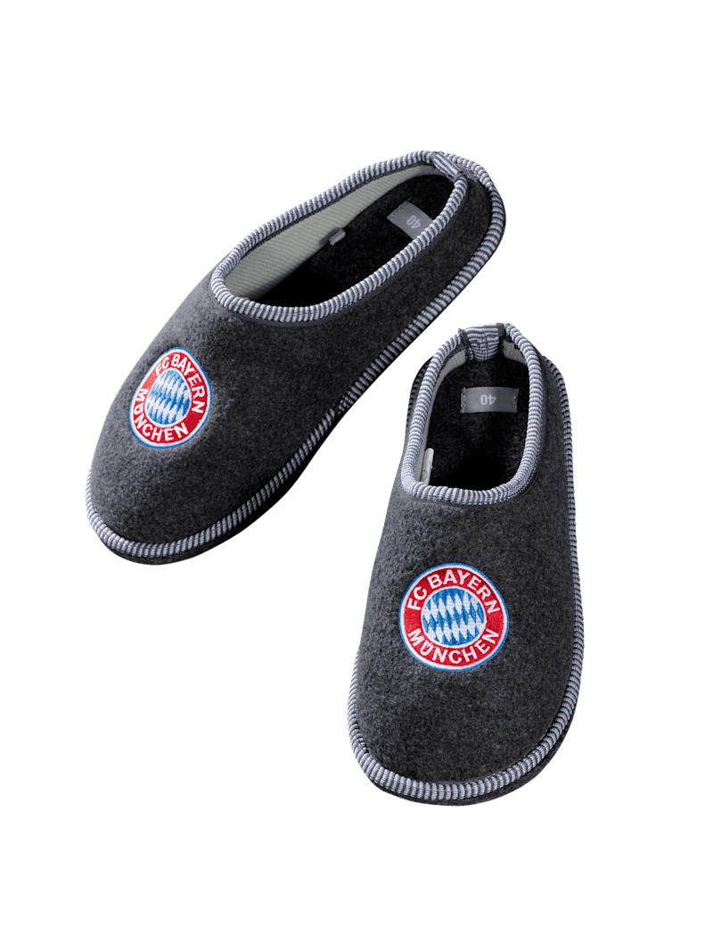 Bayern munich slippers clearance