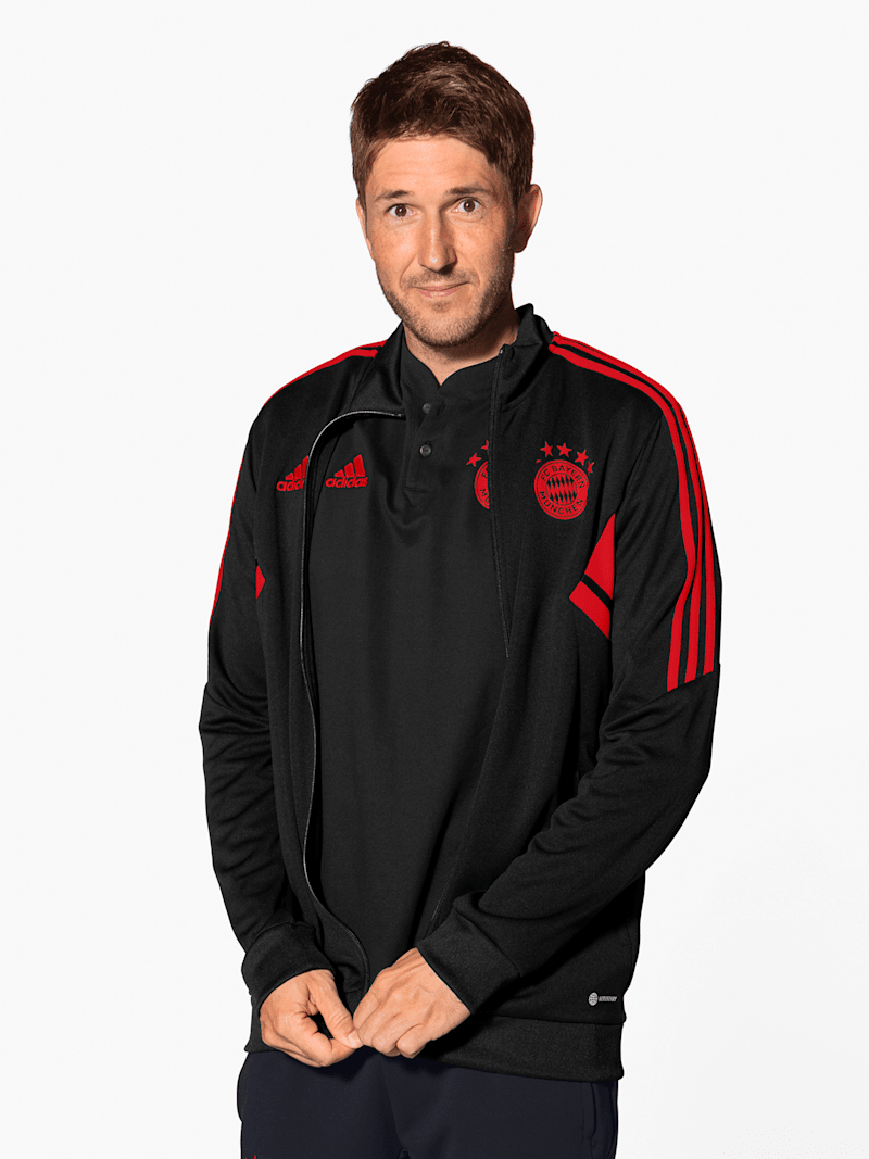 Men Teamline tracksuit jacket black Official FC Bayern Munich Store