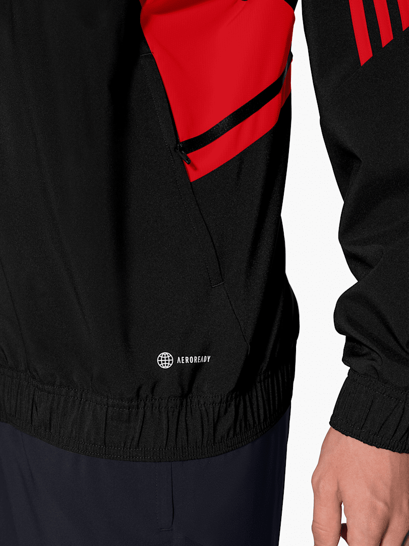 Men Teamline presentation jacket black | Official FC Bayern Munich