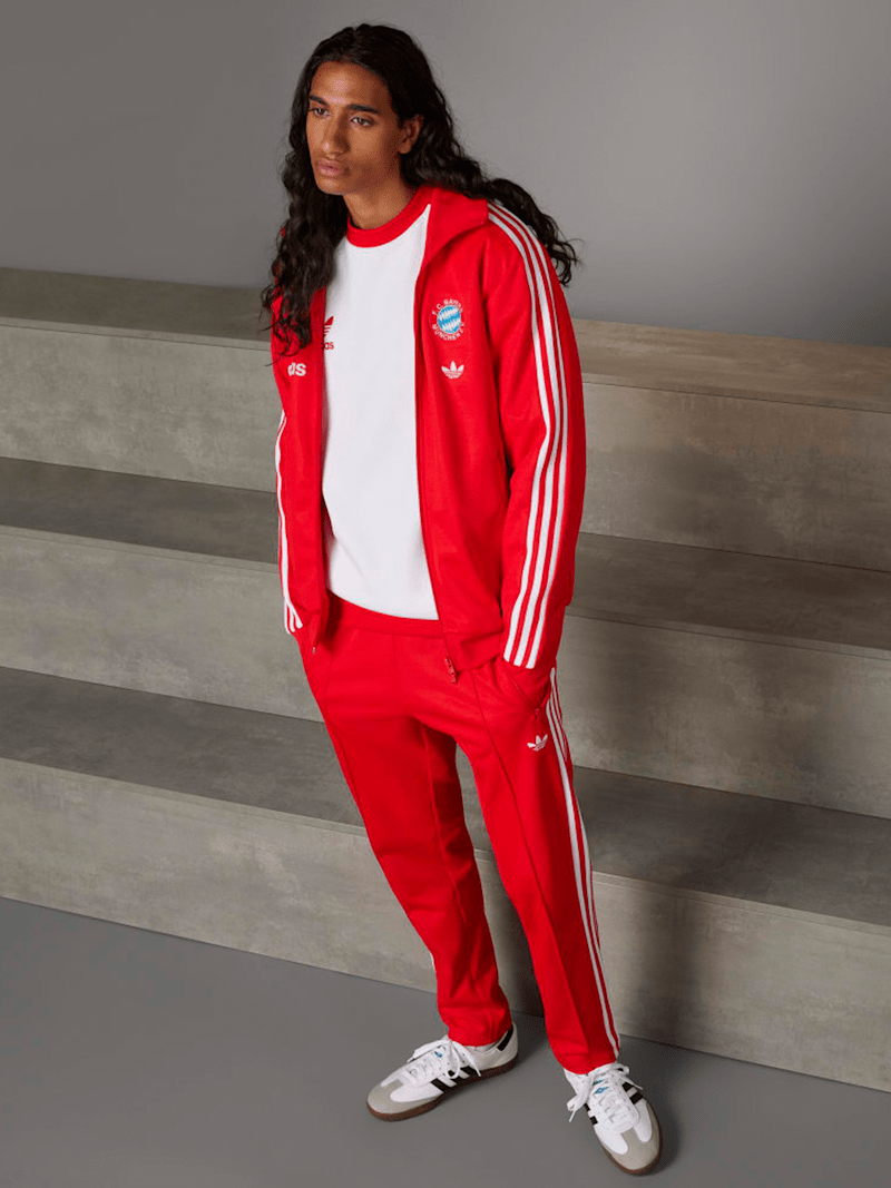 Homme Veste de surv tement Retro rouge FC Bayern Munich Boutique