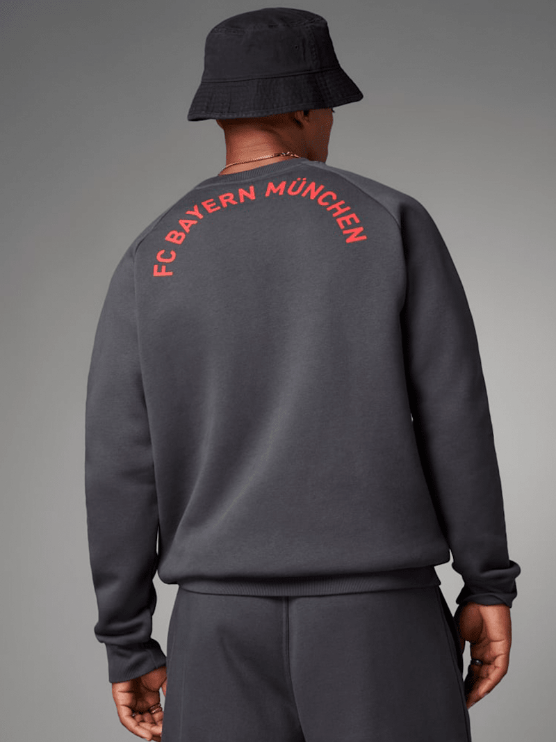 Men Trefoil sweatshirt grey | Official FC Bayern Munich Store