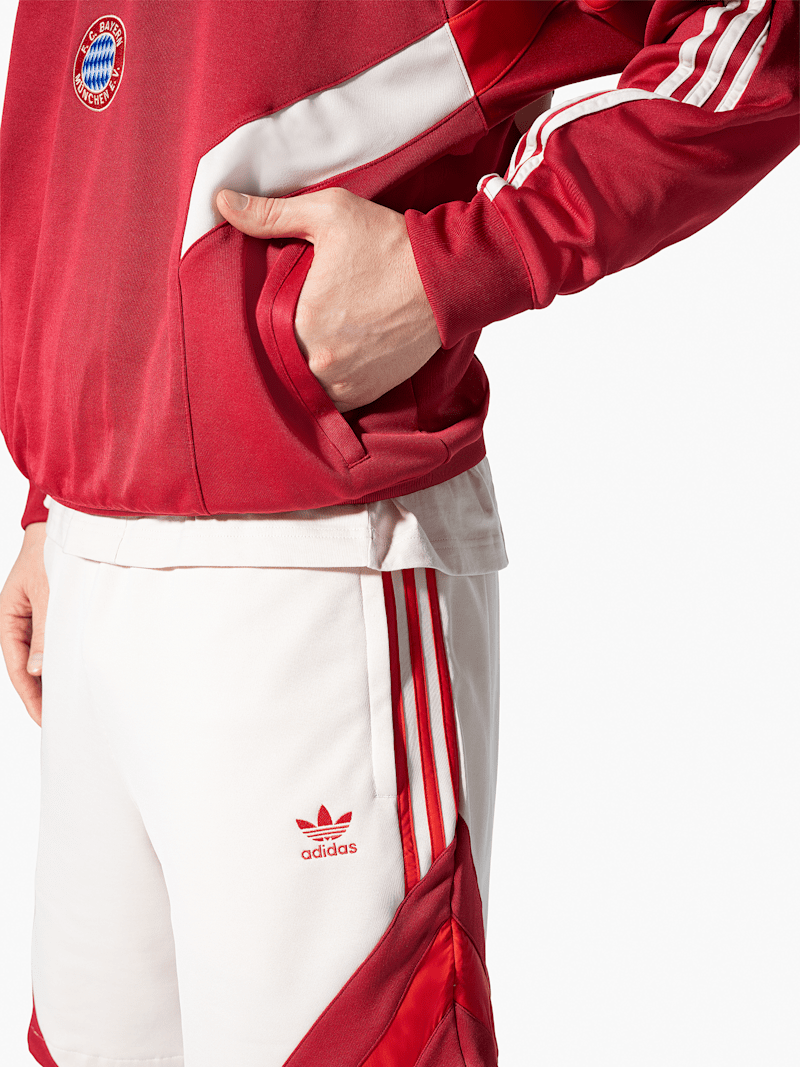 Bayern München half zip Men Half-Zip Sweatshirt green | Official FC Bayern Munich Store