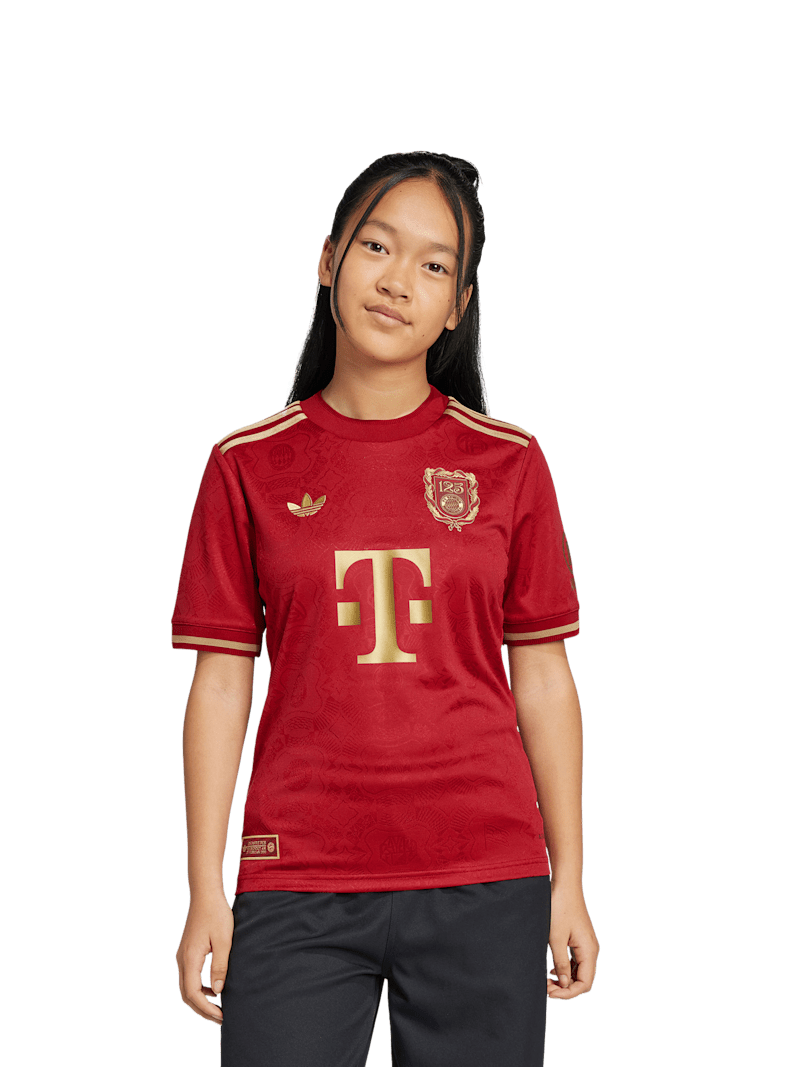 Leroy Sané Jersey | Number 10 in the FC Bayern Store
