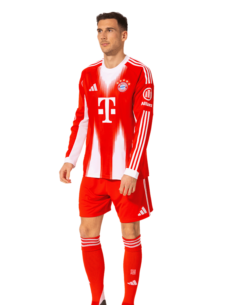 Michael Olise Jersey | Number 17 in the FC Bayern Store