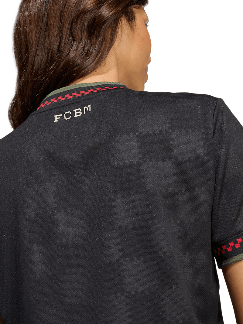Joshua Kimmich Jersey | Number 6 in the FC Bayern Store