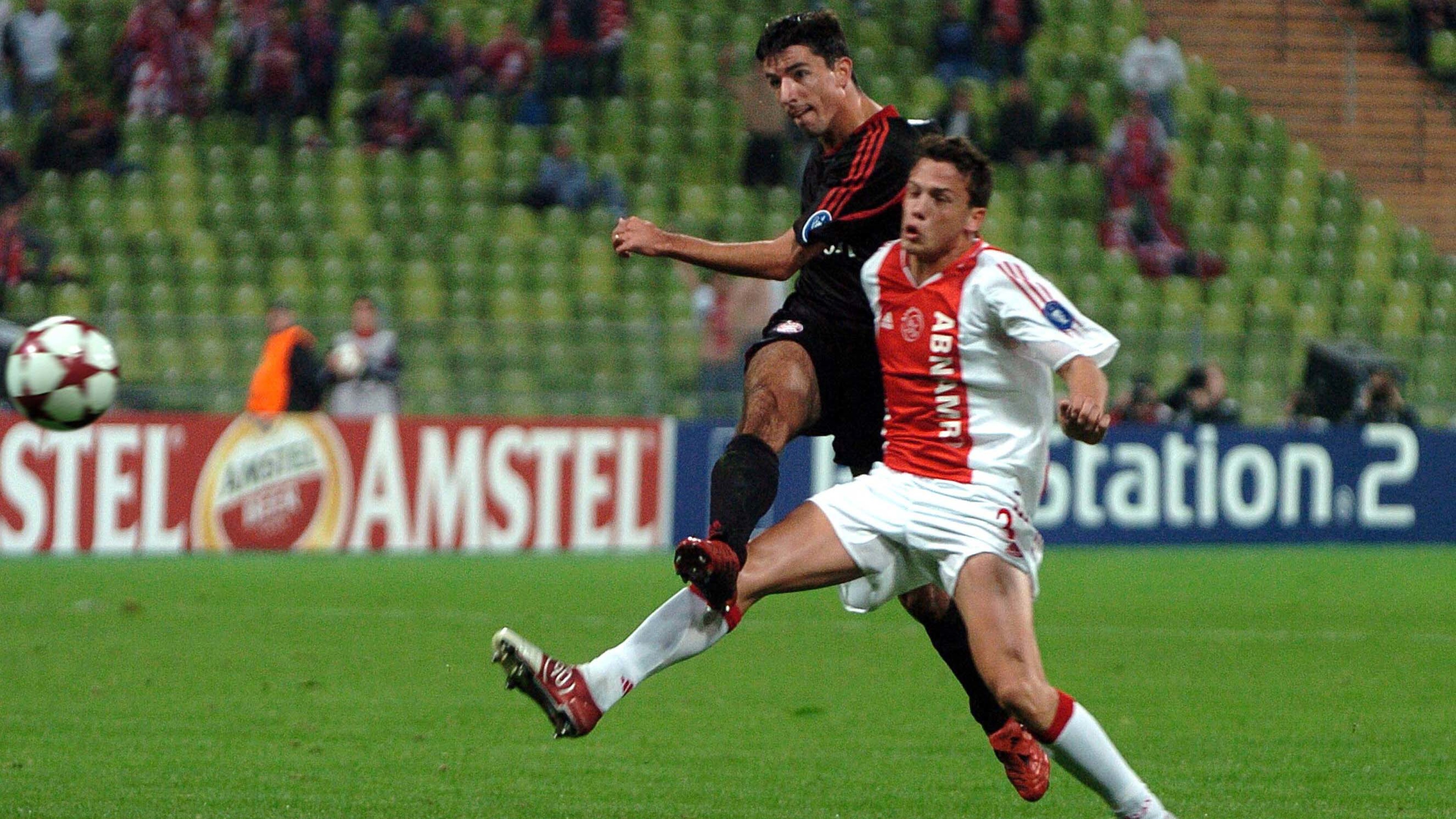Roy Makaay Schiesst Ajax Amsterdam Mit Dem Fc Bayern Ab Roy Makaay Schiesst Ajax Amsterdam Mit Dem Fc Bayern Ab