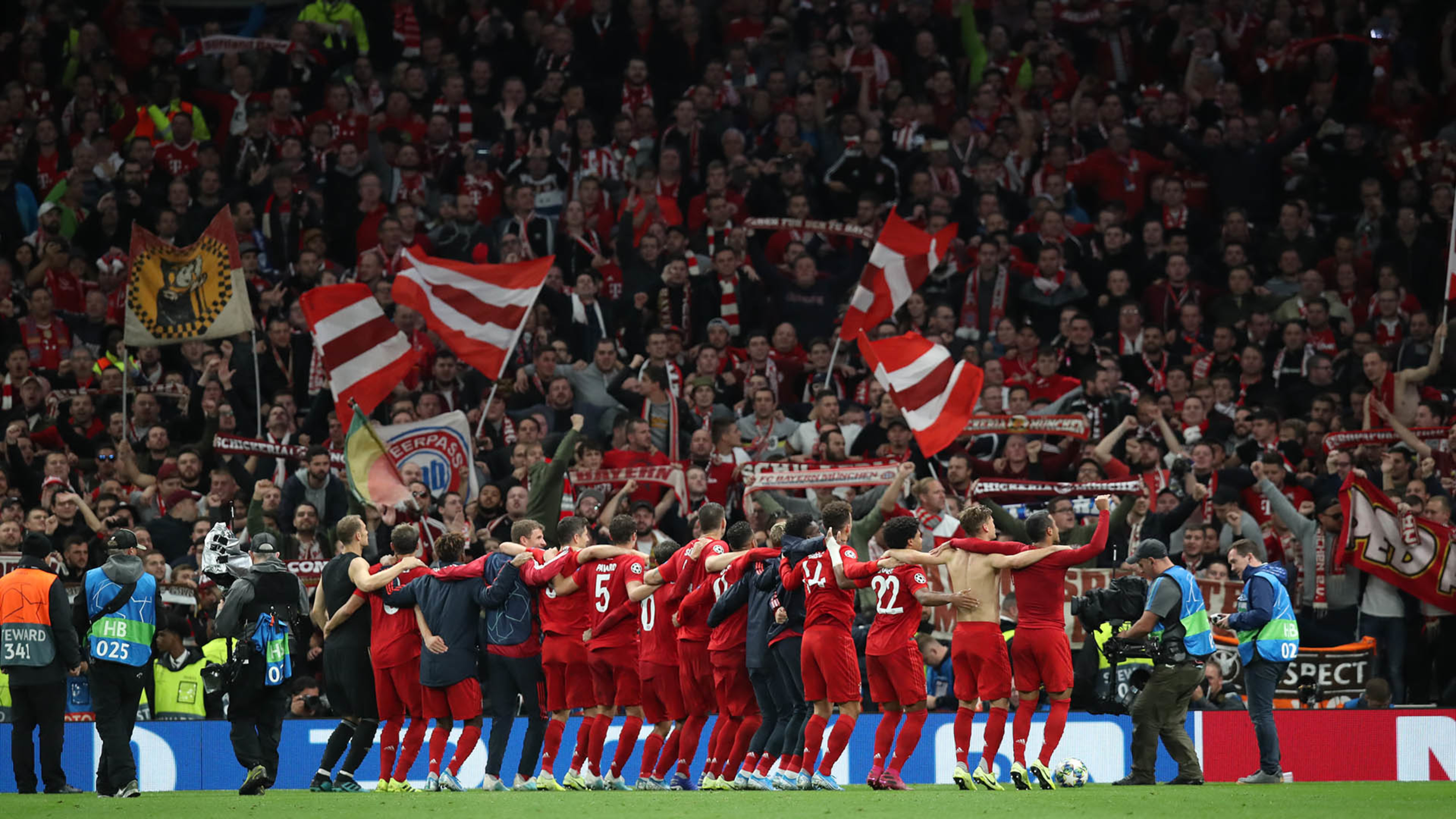 Serge Gnabry Historische Nacht In Tottenham Fc Bayern Serge Gnabry Historische Nacht In Tottenham Fc Bayern