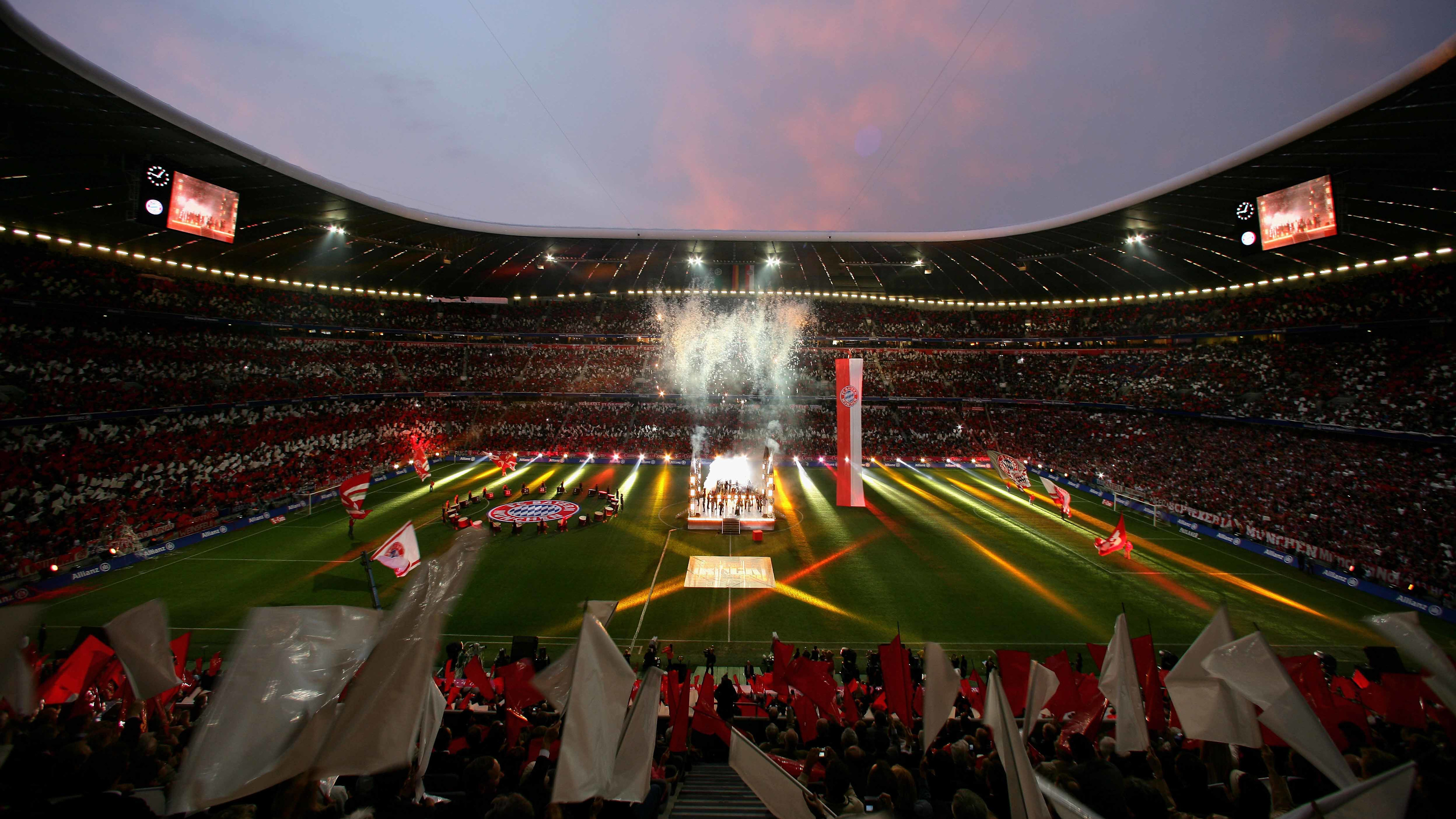 Fc Bayern Seit 15 Jahren In Der Allianz Arena