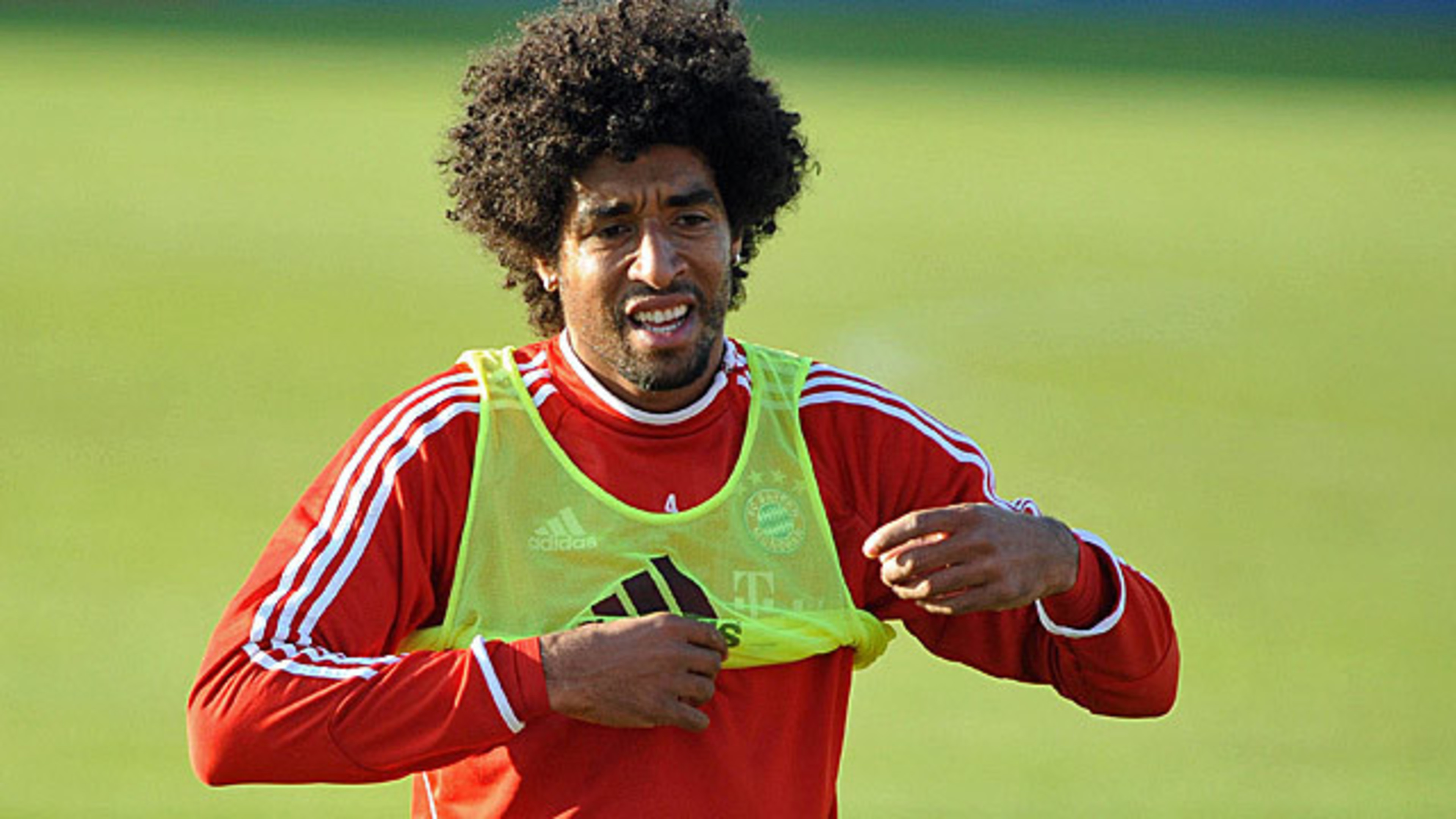 ダンテ ワールドカップ ブラジル代表入り Fc Bayern Munich ダンテ ワールドカップ ブラジル代表入り Fc Bayern Munich
