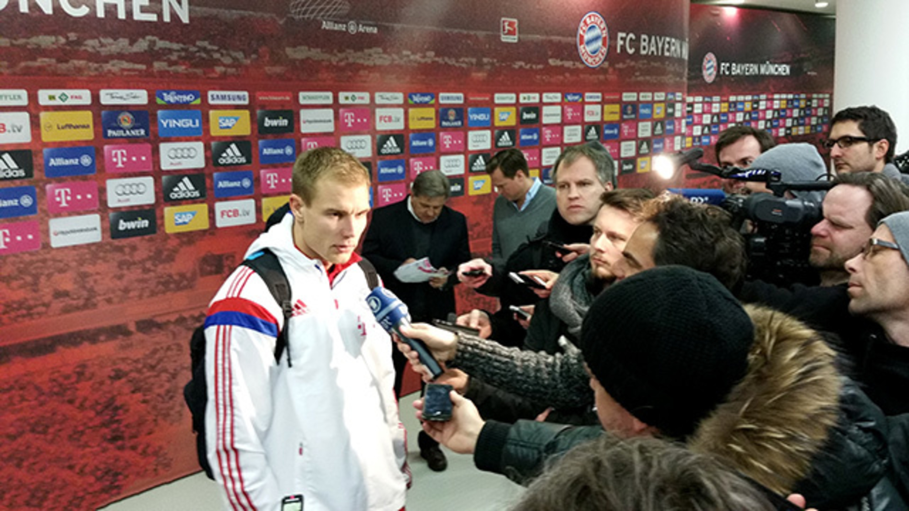 Fcb バドシュトゥーバーの復帰に 歓喜 Fc Bayern Munich Fcb バドシュトゥーバーの復帰に 歓喜 Fc Bayern Munich
