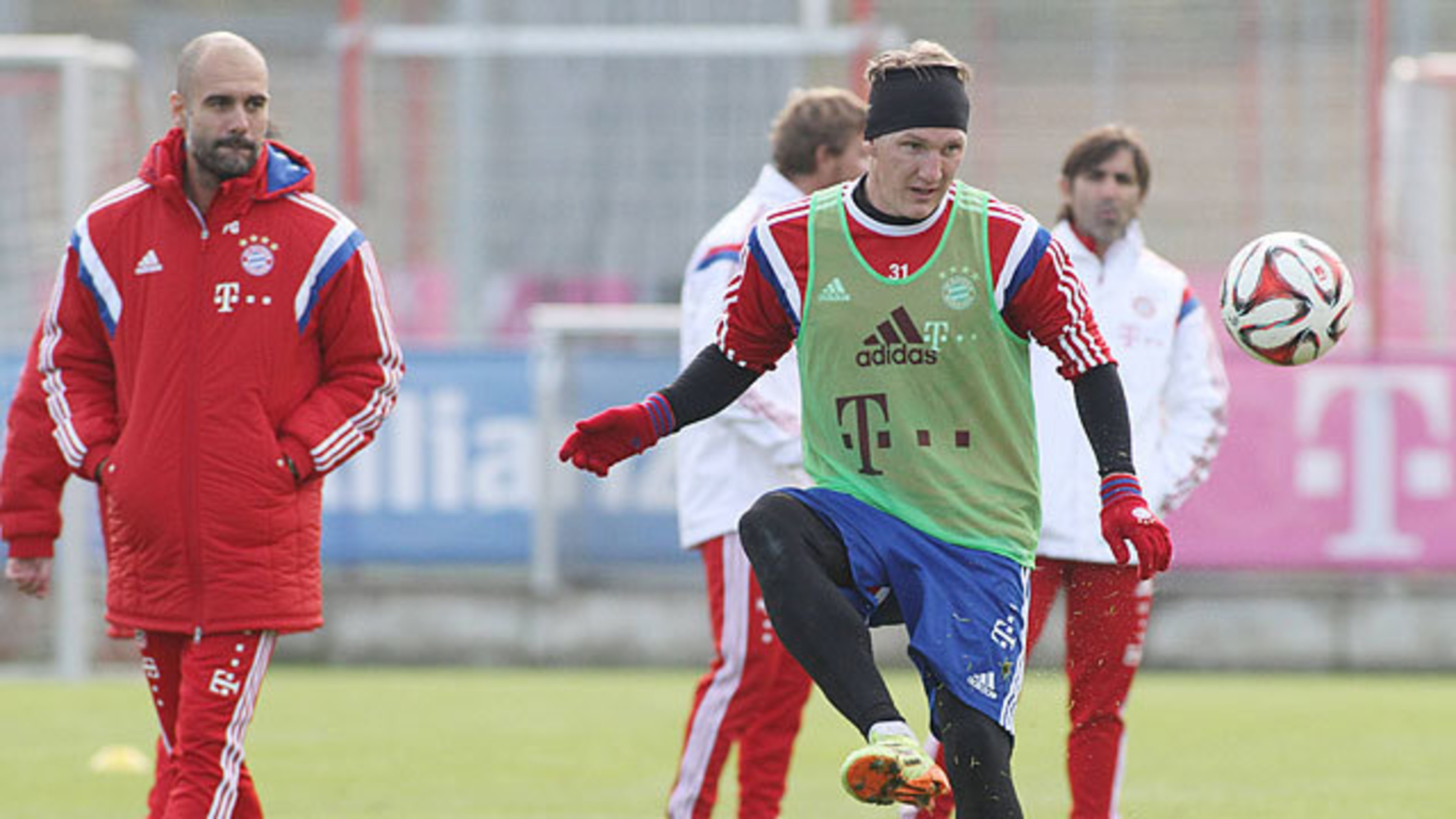 Fcb トレーニング開始 Fc Bayern Munich Fcb トレーニング開始 Fc Bayern Munich