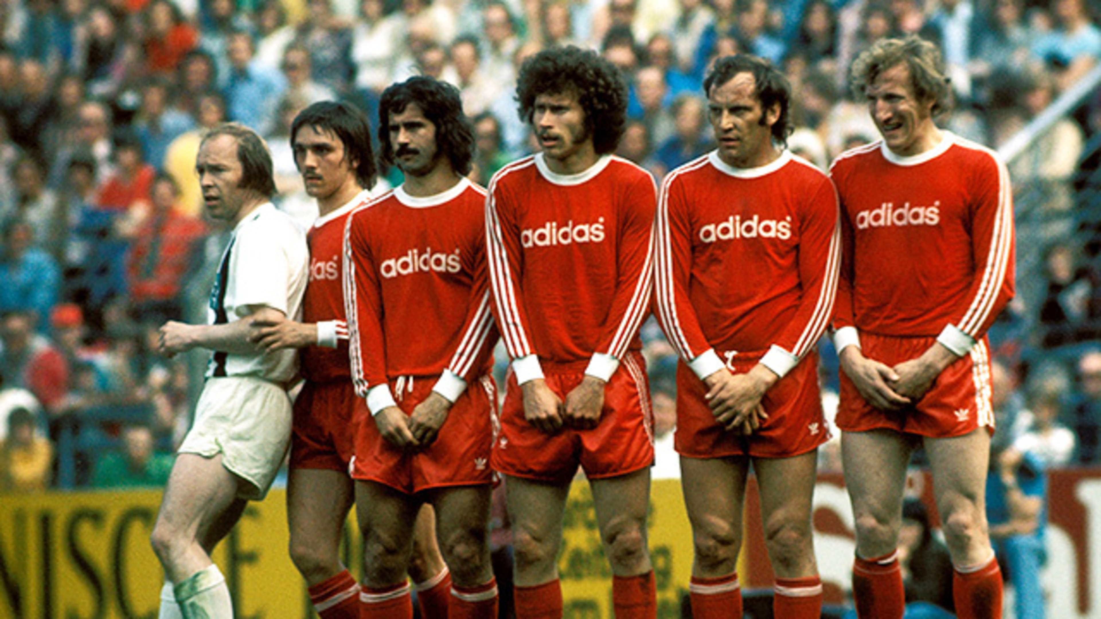 40年ぶりの頂上対決 Fc Bayern Munich 40年ぶりの頂上対決 Fc Bayern Munich