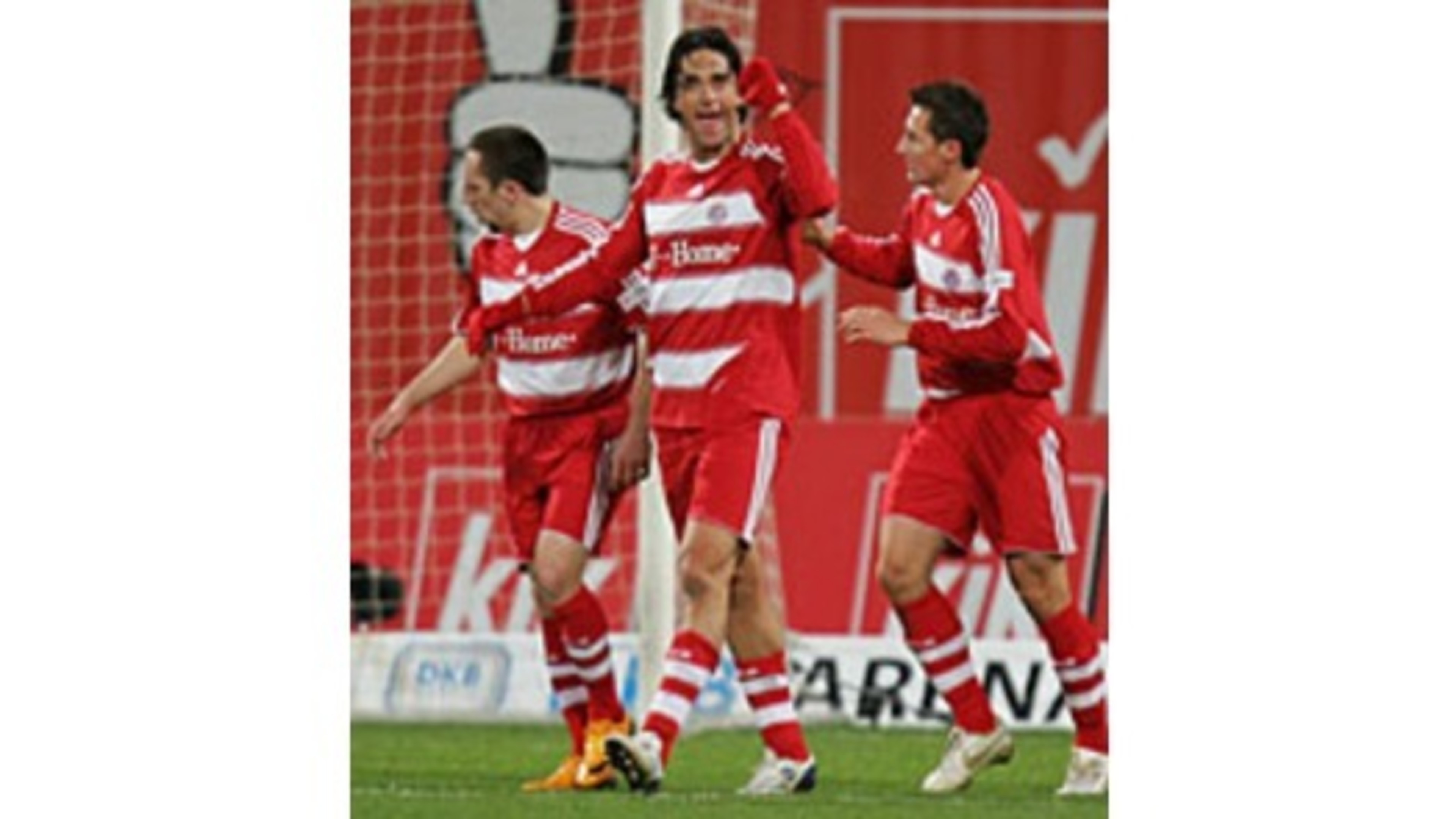 B Fcb 後期白星スタート B Fc Bayern Munich