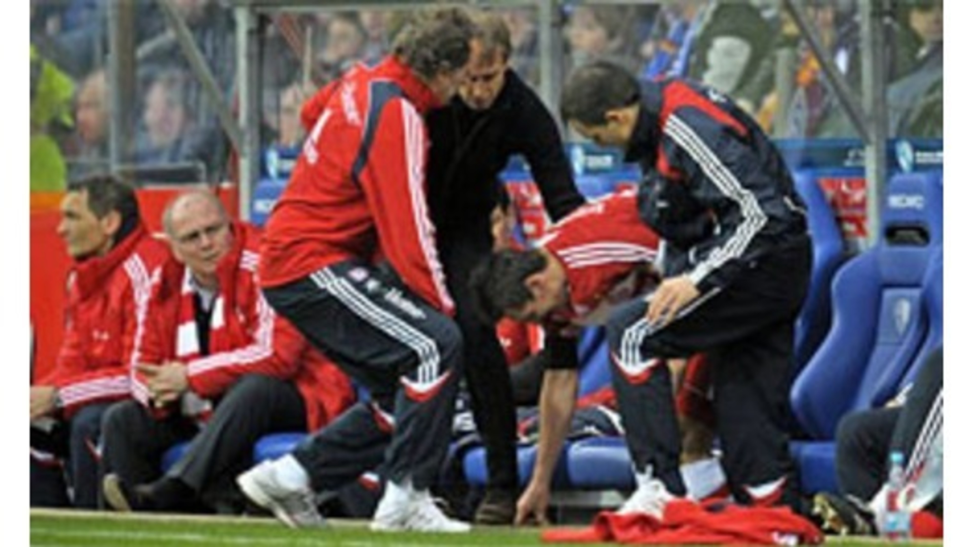 クローゼ 最低でも2週間休養 Fc Bayern Munich クローゼ 最低でも2週間休養 Fc Bayern Munich