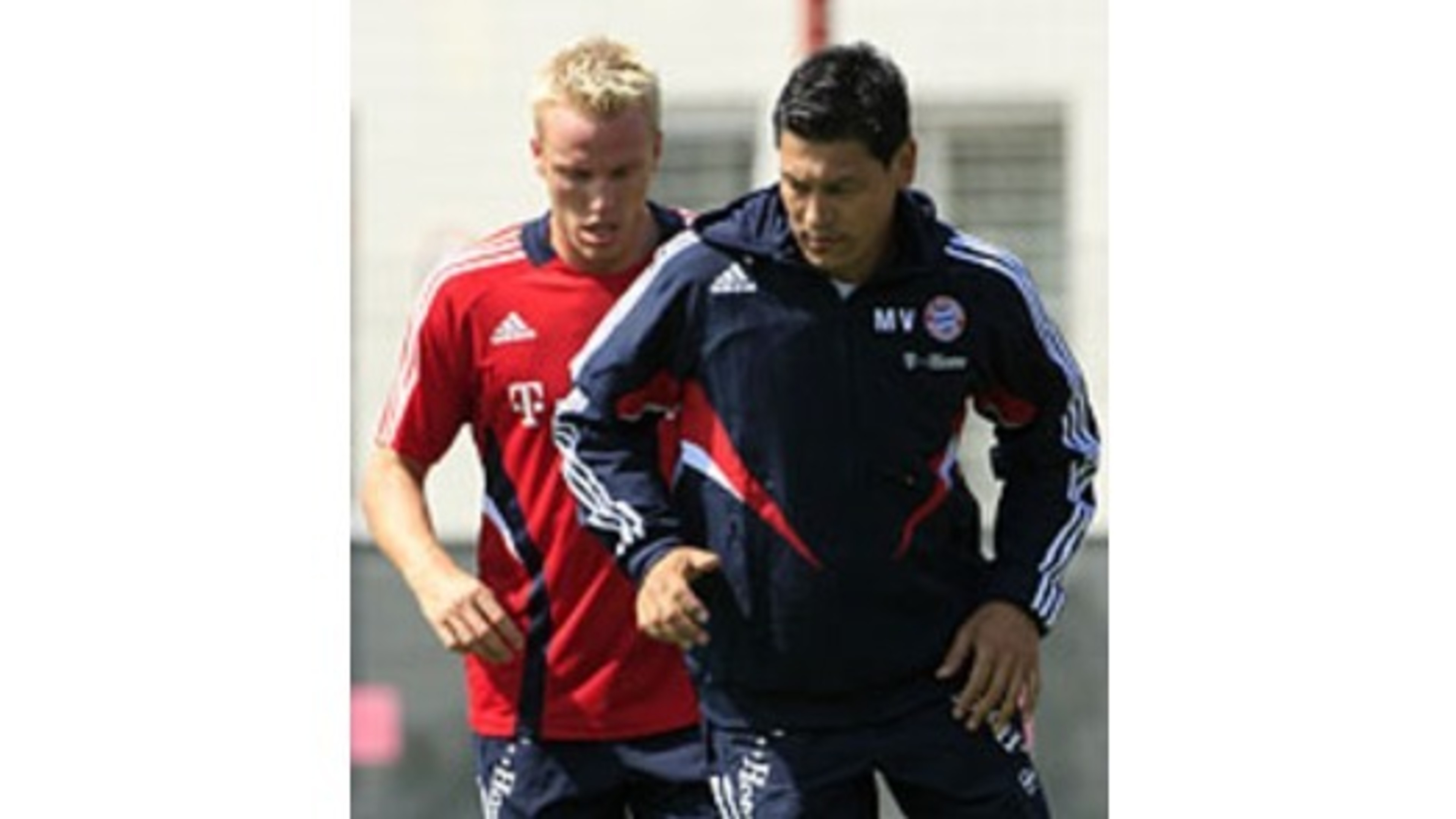 B Fcb 準備段階からボールを使う B Fc Bayern Munich