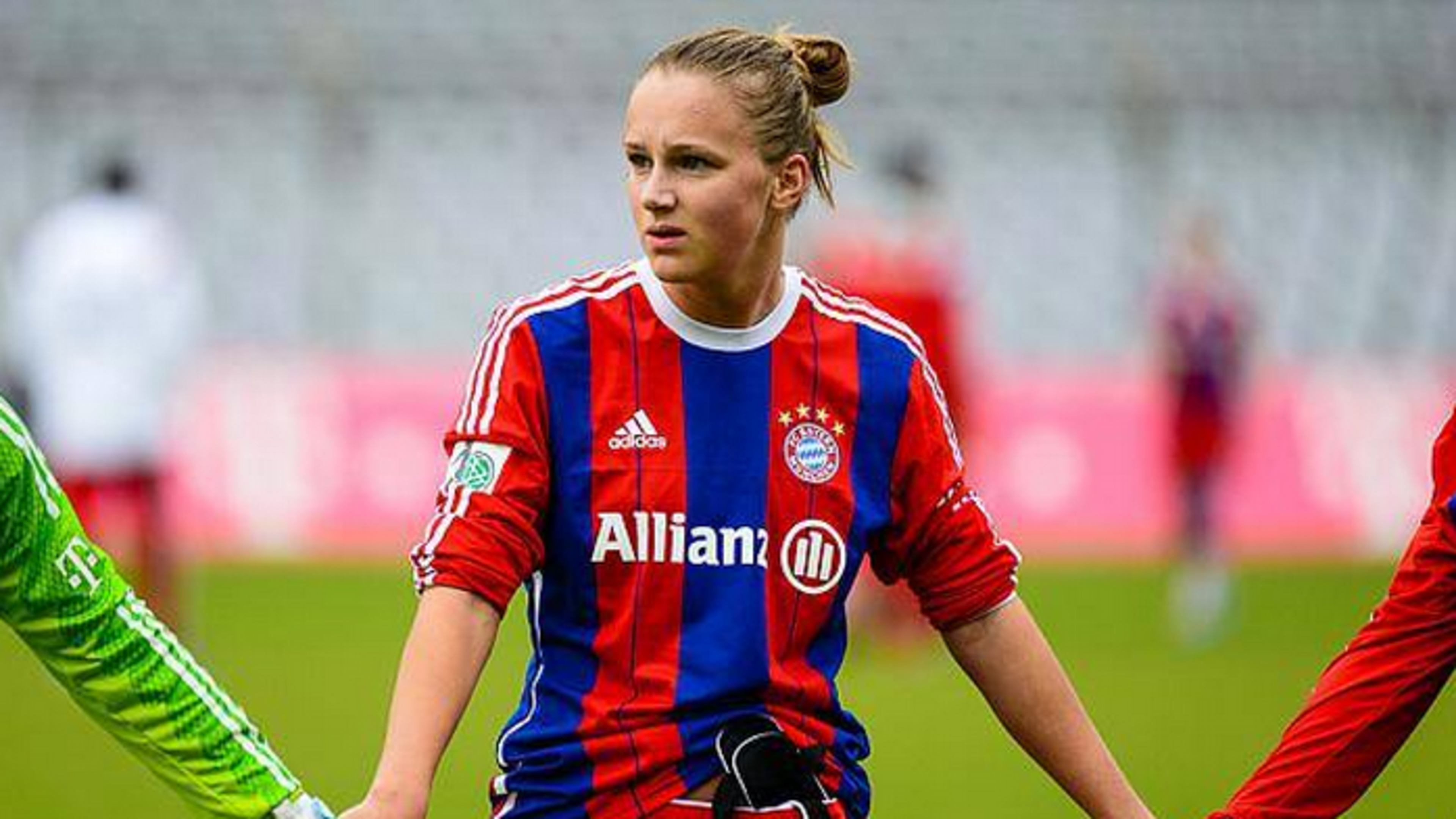 Miedema Named Uefa Star Of 2014 Fc Bayern Munich