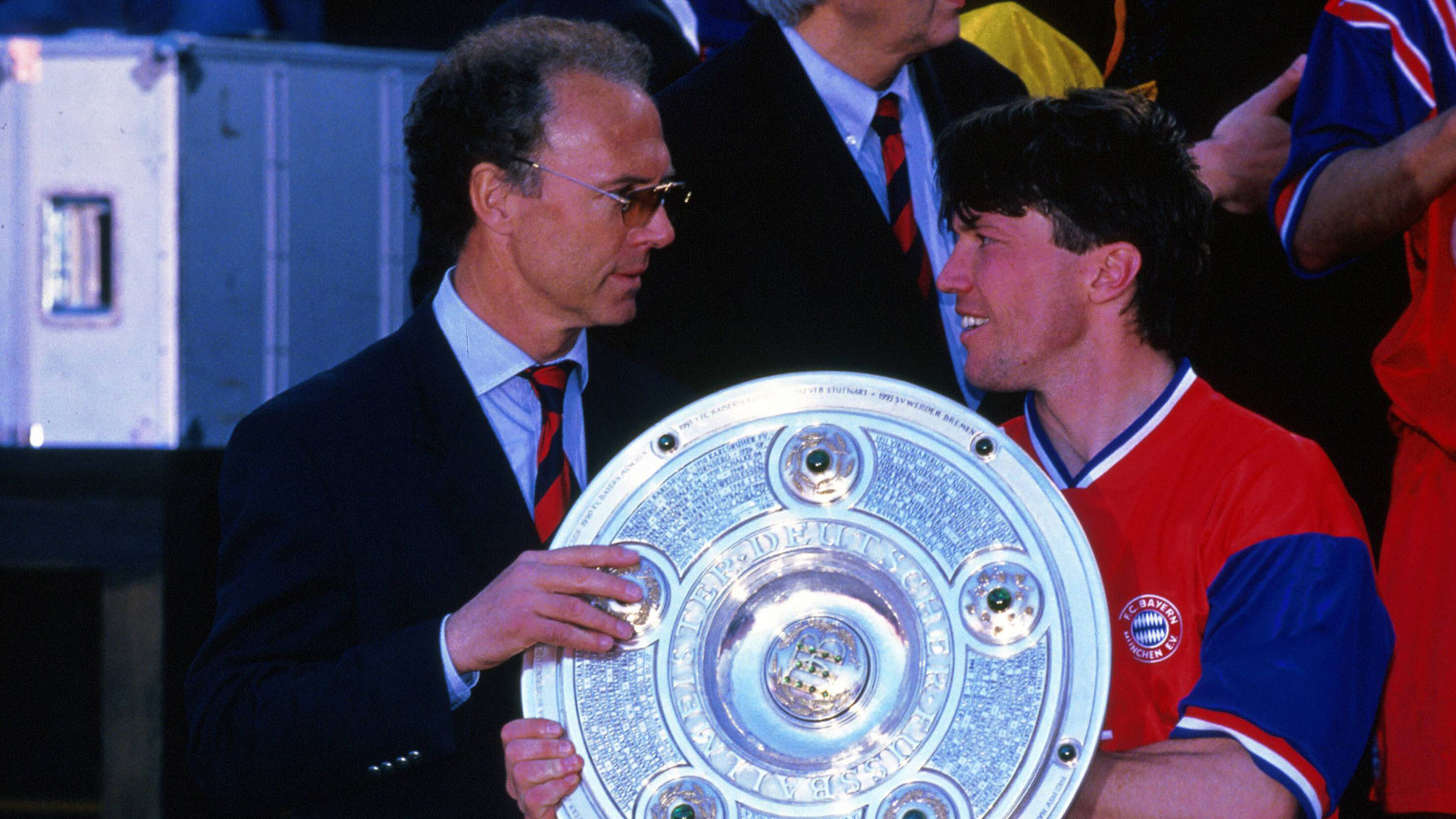 Zwei Bayern In Ballon D Or Dreamteam Gewahlt