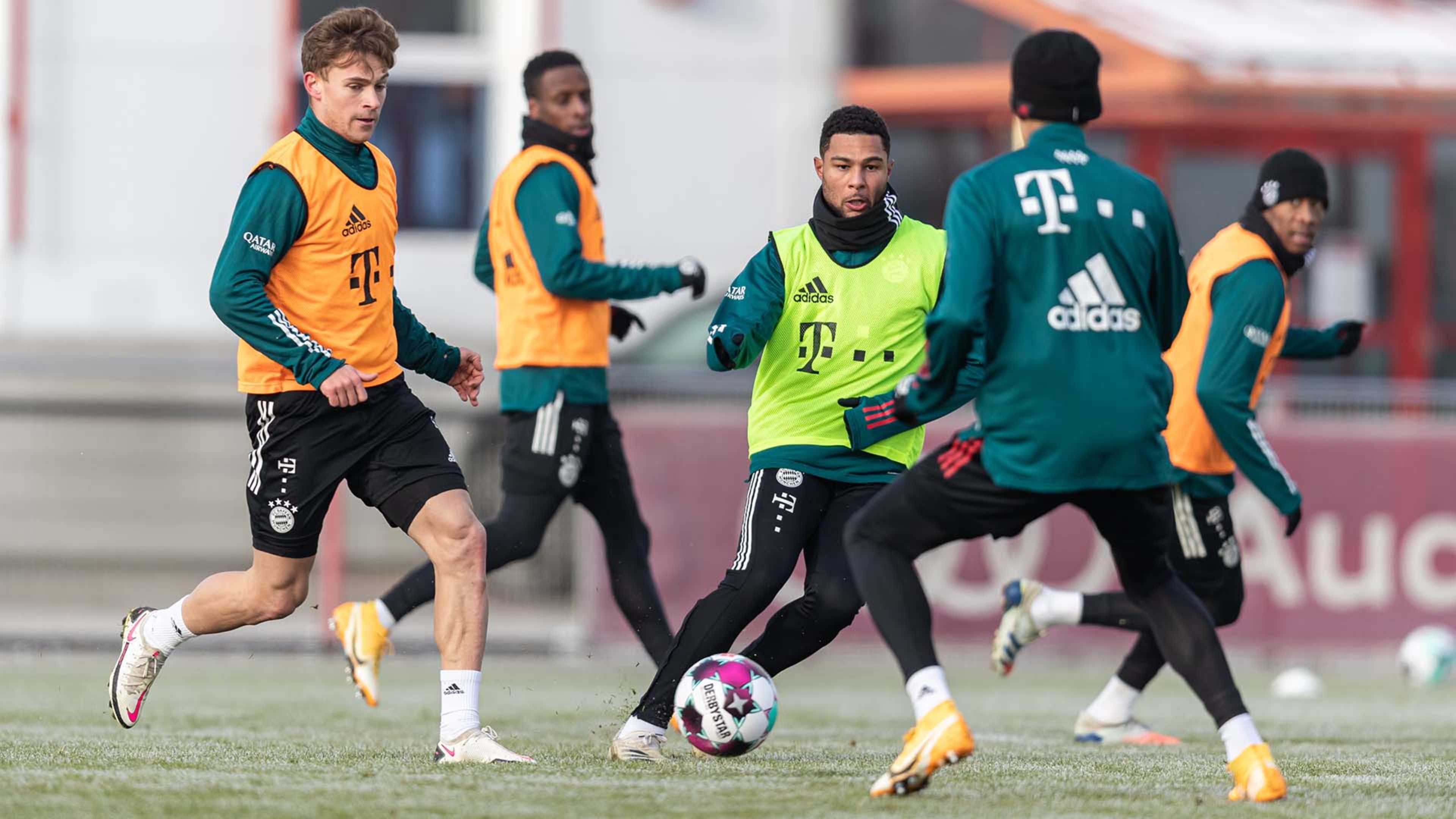 Serge Gnabry Wieder Im Mannschaftstraining Serge Gnabry Wieder Im Mannschaftstraining