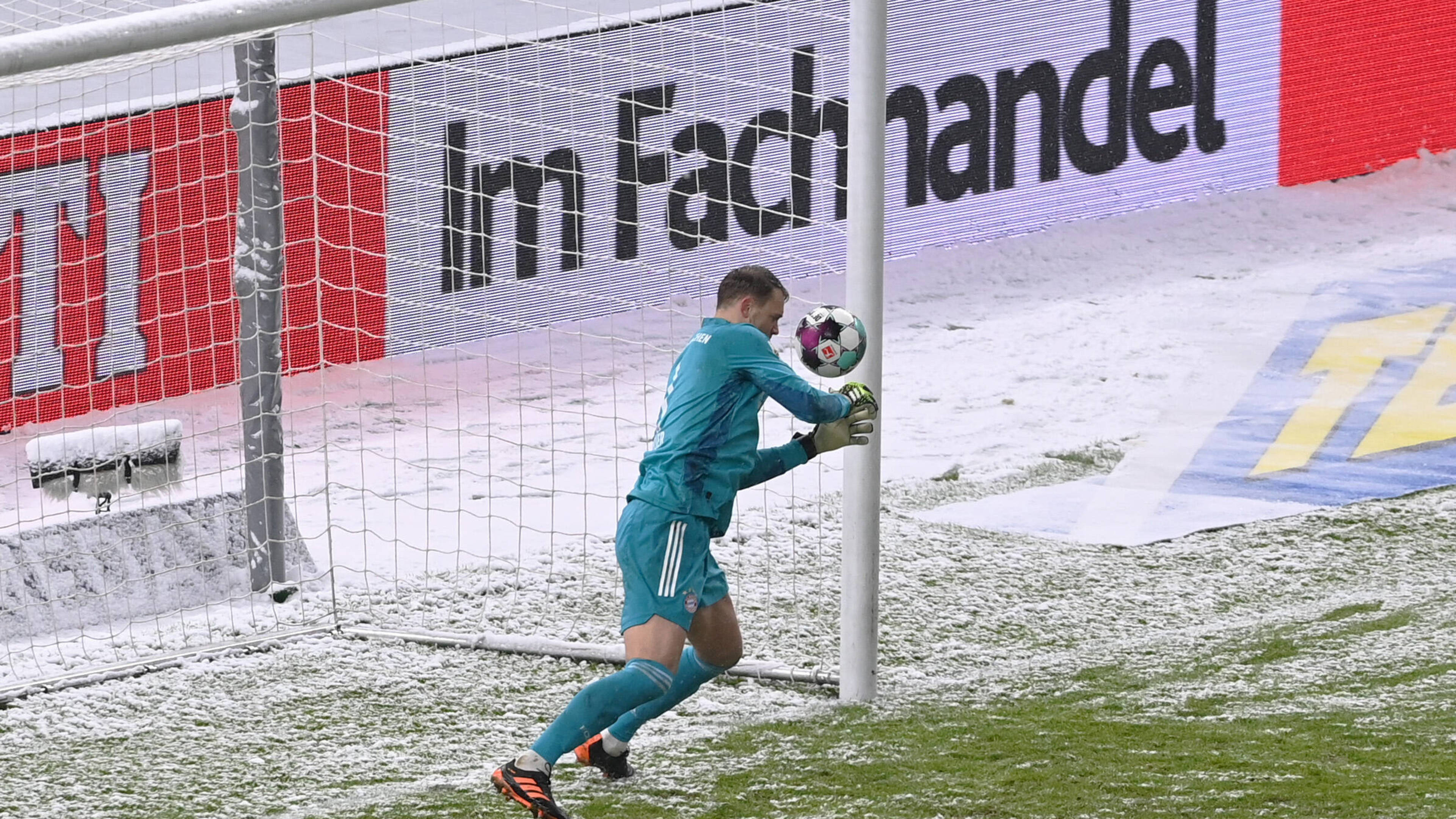 Manuel Neuer Mit Hertha Zu Null Rekord Fc Bayern