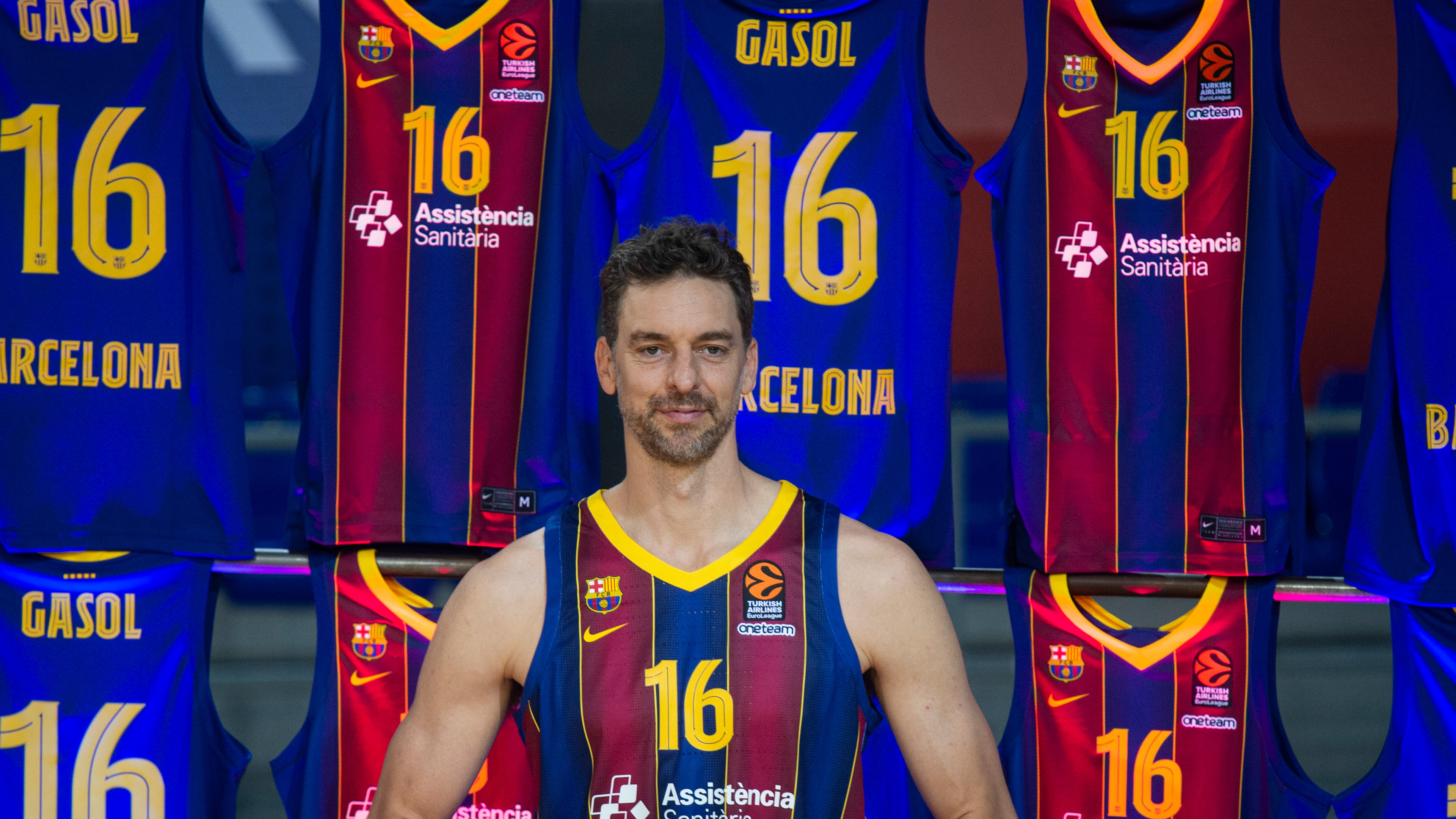Das Beste Team Der Euroleague Die Bayern Reisen Zur Nummer Eins Fc Barcelona Mit Pau Gasol Und Warten Auf Ihren Playoff Gegner