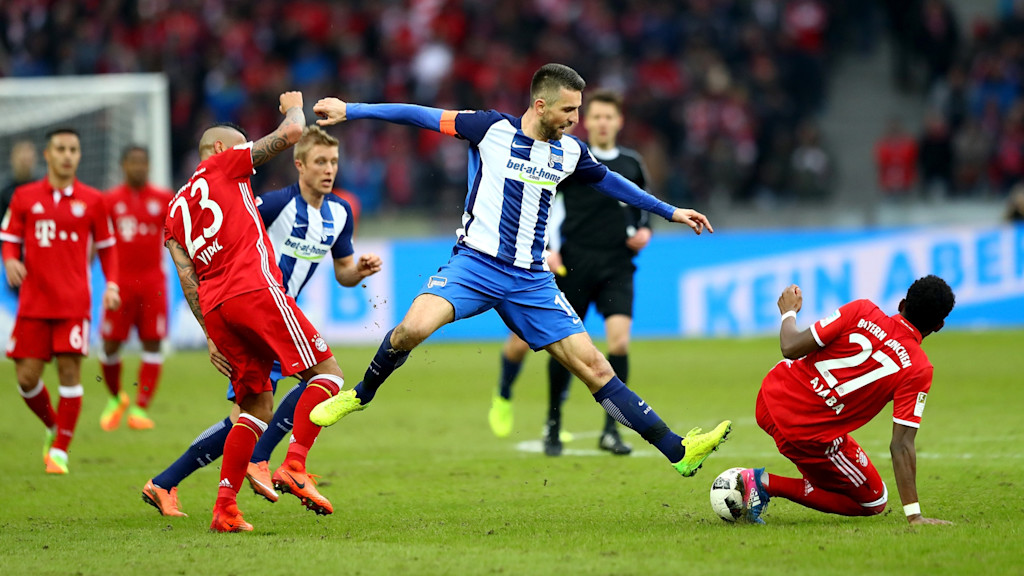 レヴァンドフスキのゴールで終了間際に勝点獲得 Fc Bayern Munich レヴァンドフスキのゴールで終了間際に勝点獲得 Fc Bayern Munich
