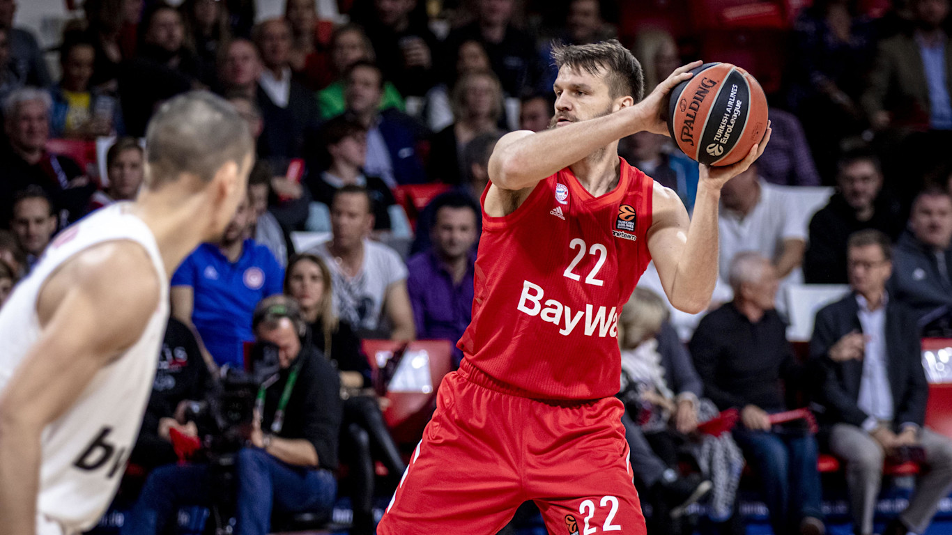 Great Fourth Quarter Earns 85 82 Win