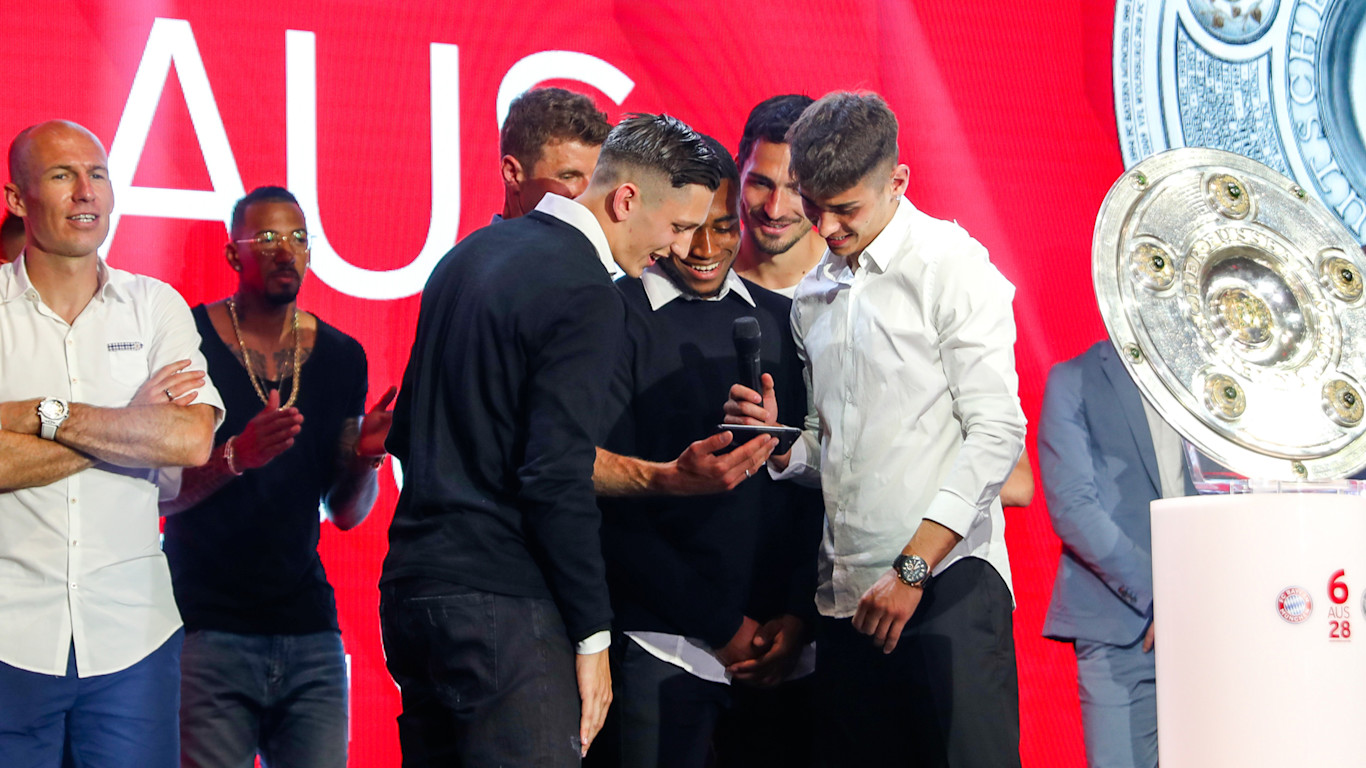 6連覇達成の祝賀パーティー Fc Bayern Munich 6連覇達成の祝賀パーティー Fc Bayern Munich