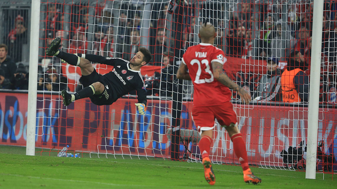バイエルンがcl準決勝進出への扉を大きく開く Fc Bayern Munich バイエルンがcl準決勝進出への扉を大きく開く Fc Bayern Munich