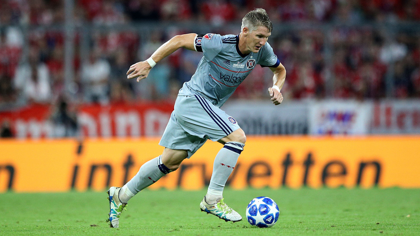 感極まる別れとなったシュヴァインシュタイガーの送別試合 Fc Bayern Munich